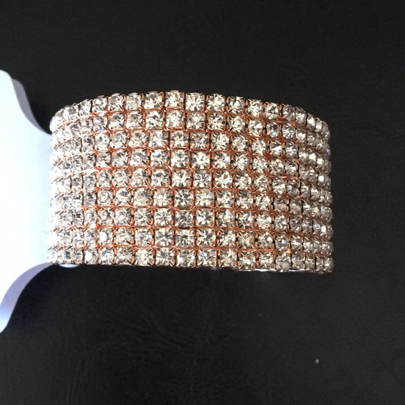New Badgley Mischka Rose Gold Crystal Open Bracele - Picture 2 of 2